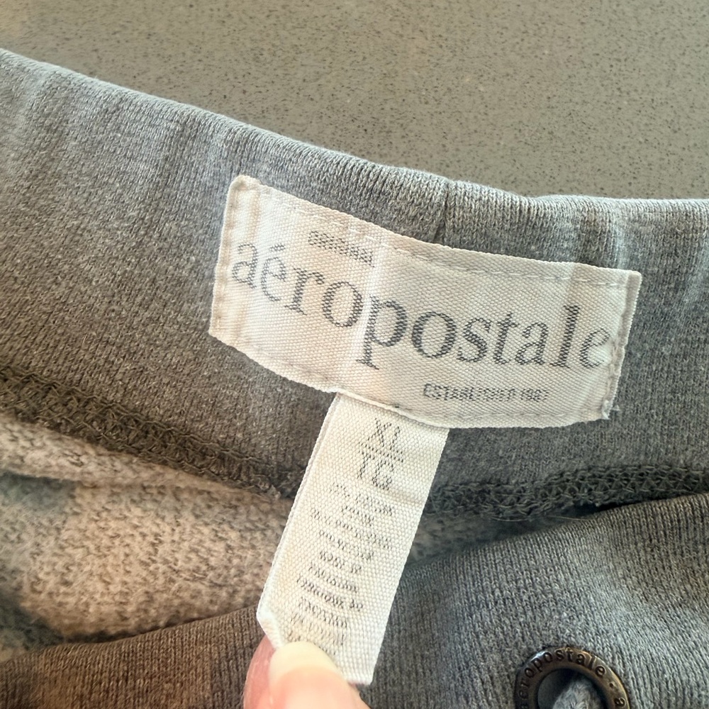 Aeropostale Gray wide leg sweatpants - Picture 2 of 2